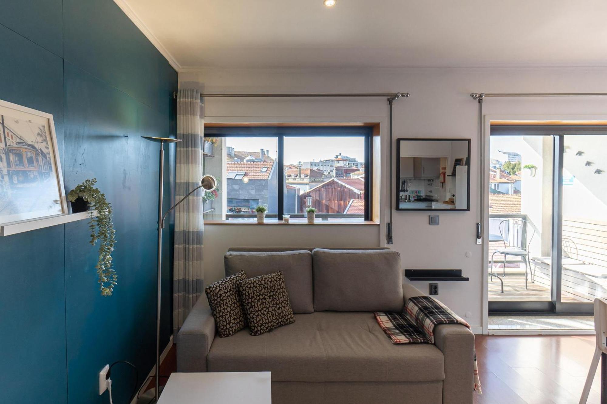 Top Floor Apartment With Sunny Balconies Porto Exterior photo